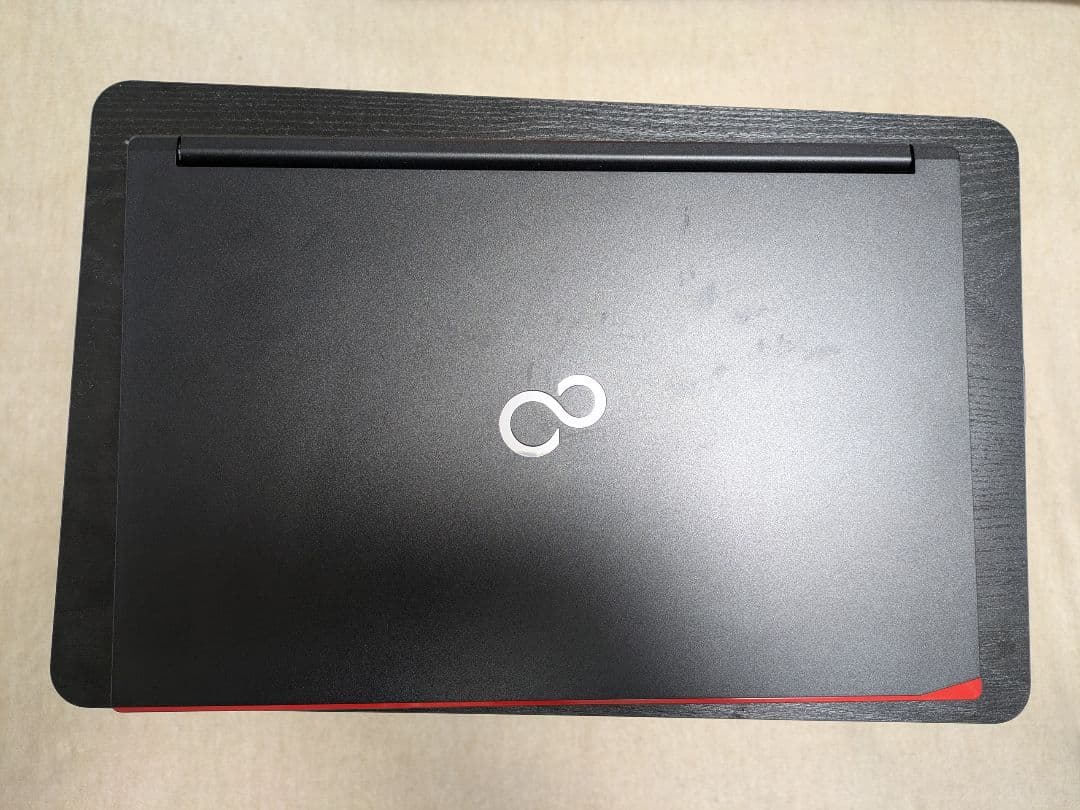 【美品】富士通 Lifebook A576/RX