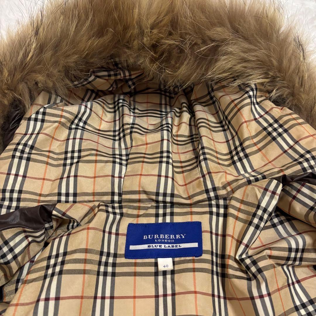 バーバリーブルーレーベル ファー ダウンジャケット ノバチェック ブラウン　40