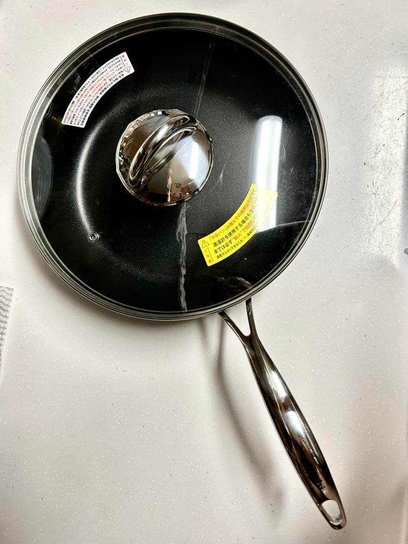 アルミ製ノンスティックフライパン 蓋付き