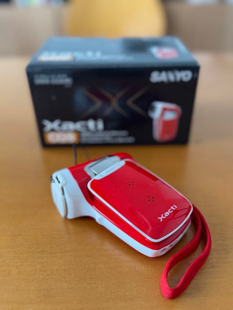 ⭐︎美品⭐︎SANYO Xacti DMX-CG9 レッド