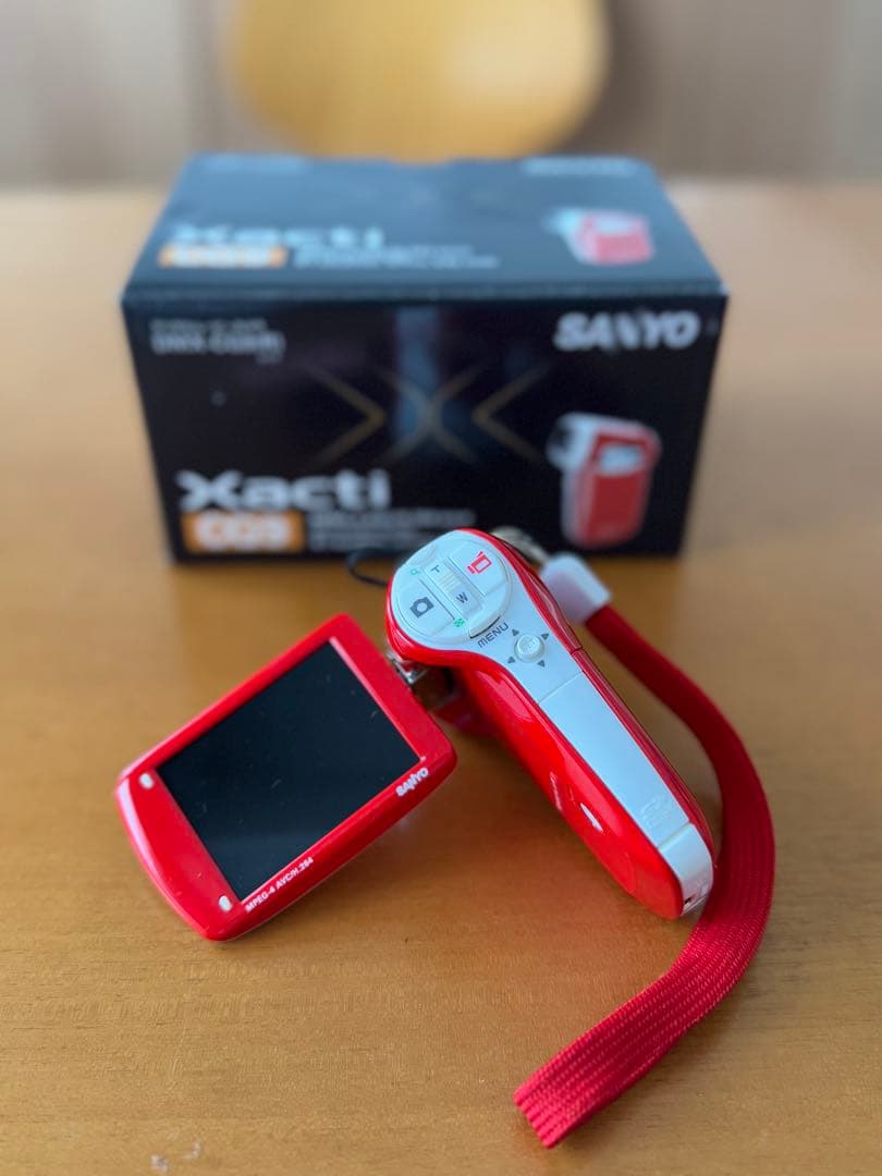 ⭐︎美品⭐︎SANYO Xacti DMX-CG9 レッド