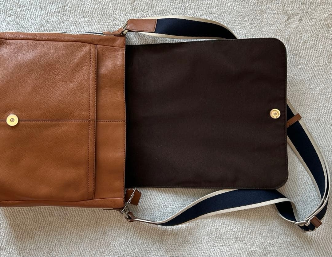 【美品】コーチ ショルダーバッグ ヘリテージ メッセンジャー ブラウン レザー