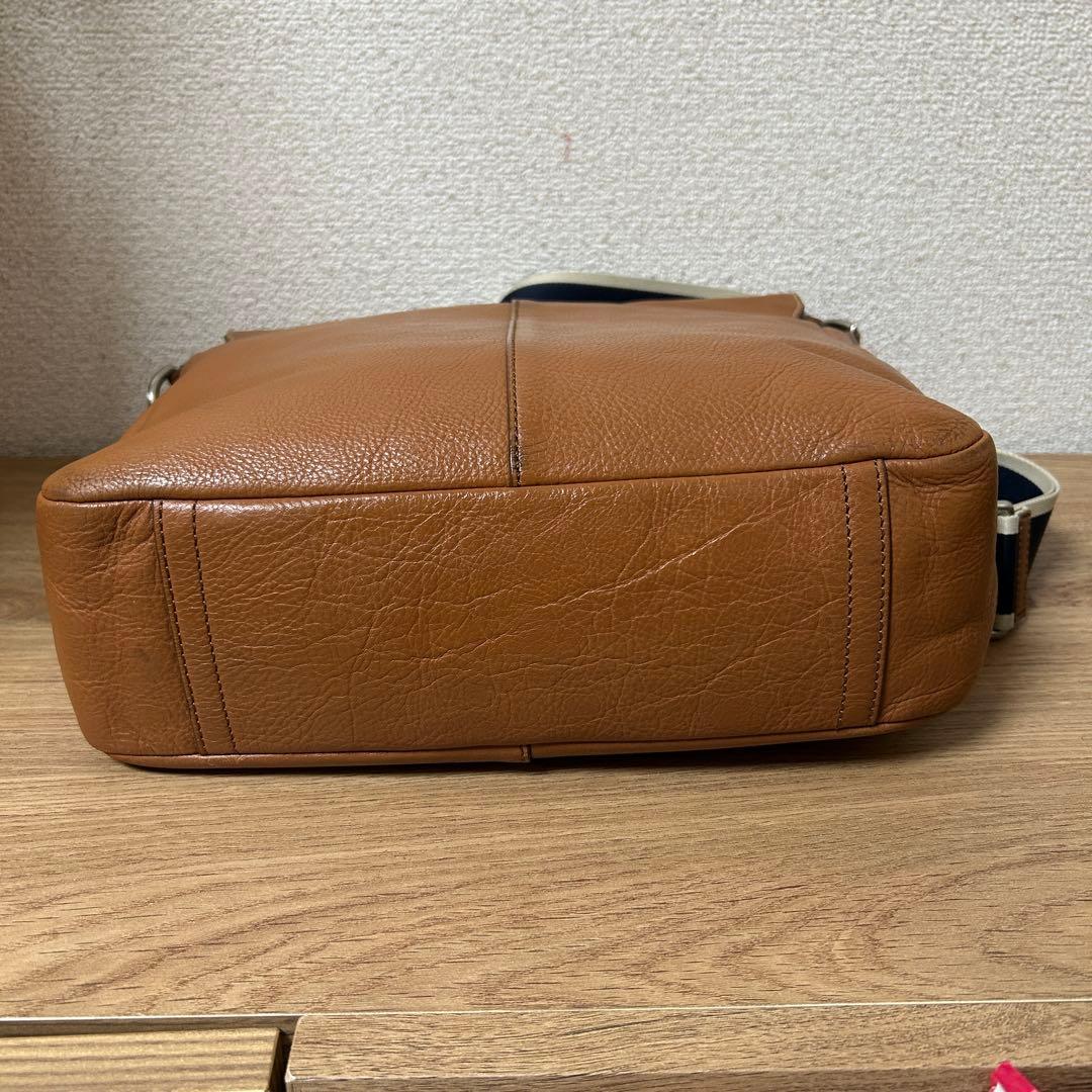 【美品】コーチ ショルダーバッグ ヘリテージ メッセンジャー ブラウン レザー