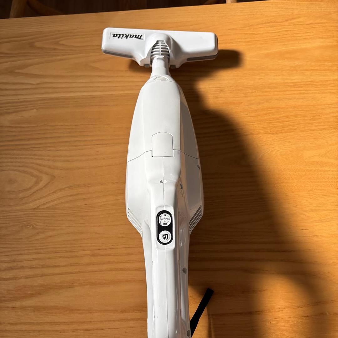 マキタクリーナー CF107FD