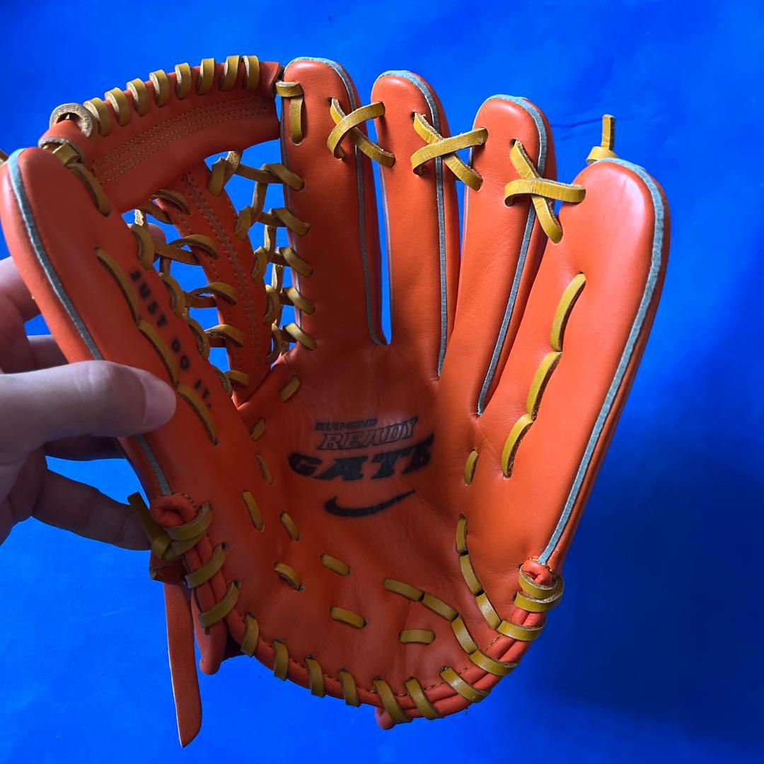 ナイキ　軟式外野用グローブ