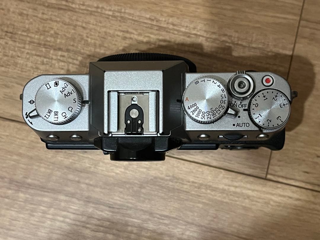 FUJIFILM X-T10 ボディ　送料込み