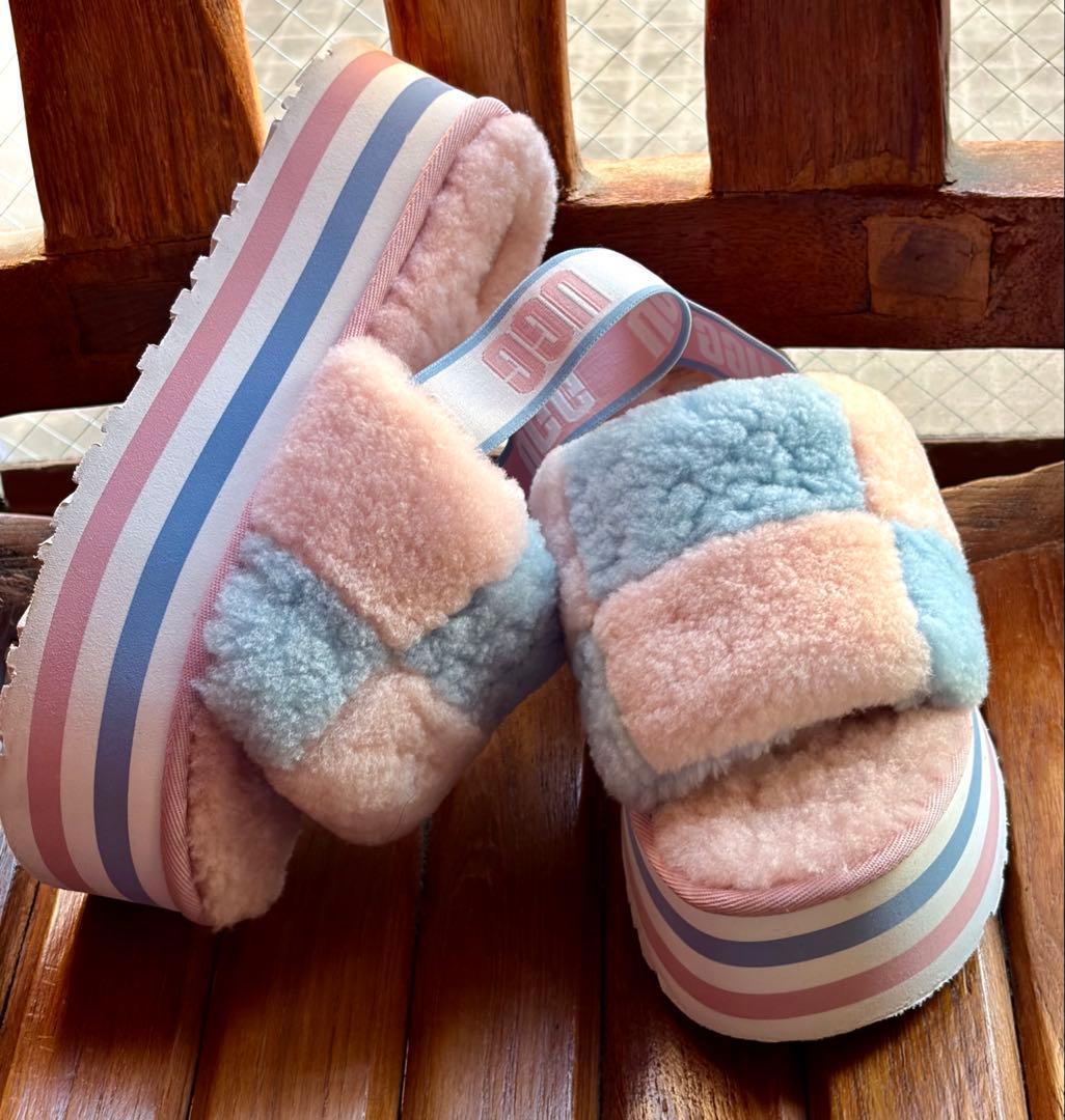 超激レア・超入手困難✨②美品✨24.5～25素足✨UGG✨ディスコ チェッカー