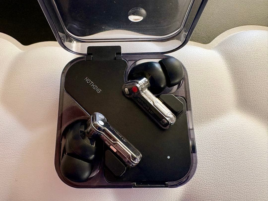 Nothing Ear (2024) ブラック | ワイヤレスイヤホン