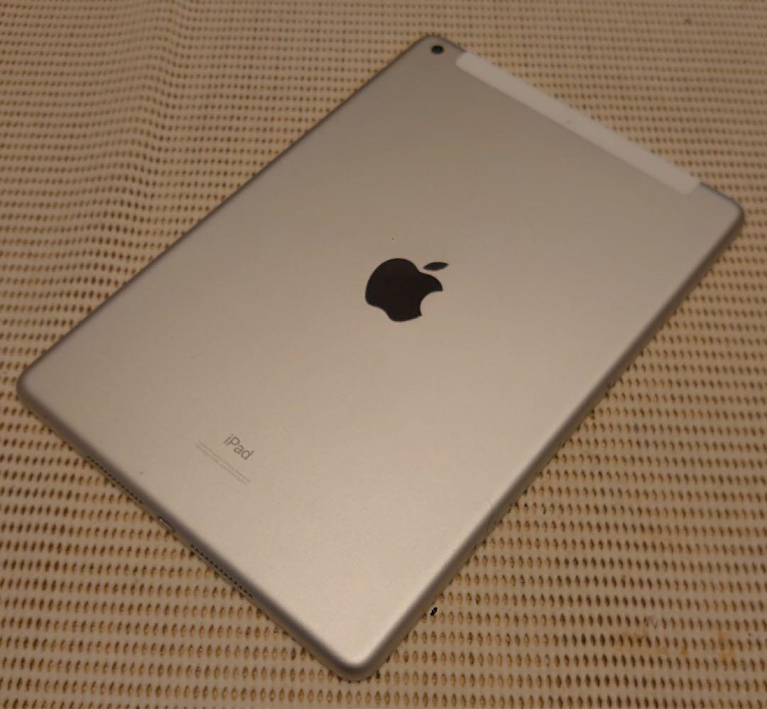 完動品SIMフリーiPad第7世代(A2198)本体32GB送料込KMDFV