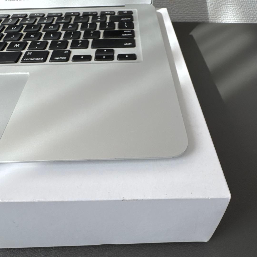 MacBookAir本体2014 USメモリ4GB SSD128GB 13インチ