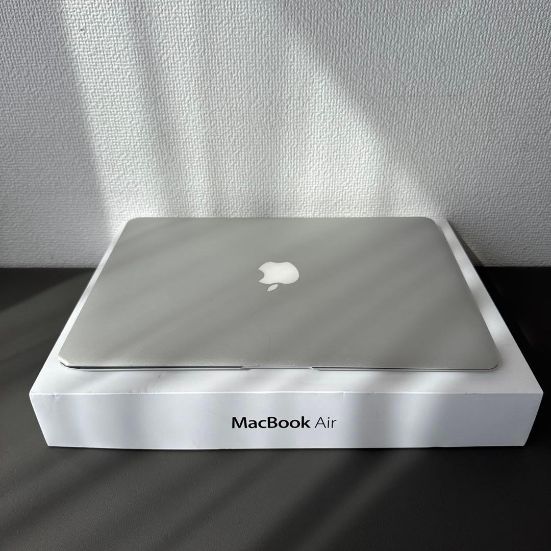 MacBookAir本体2014 USメモリ4GB SSD128GB 13インチ