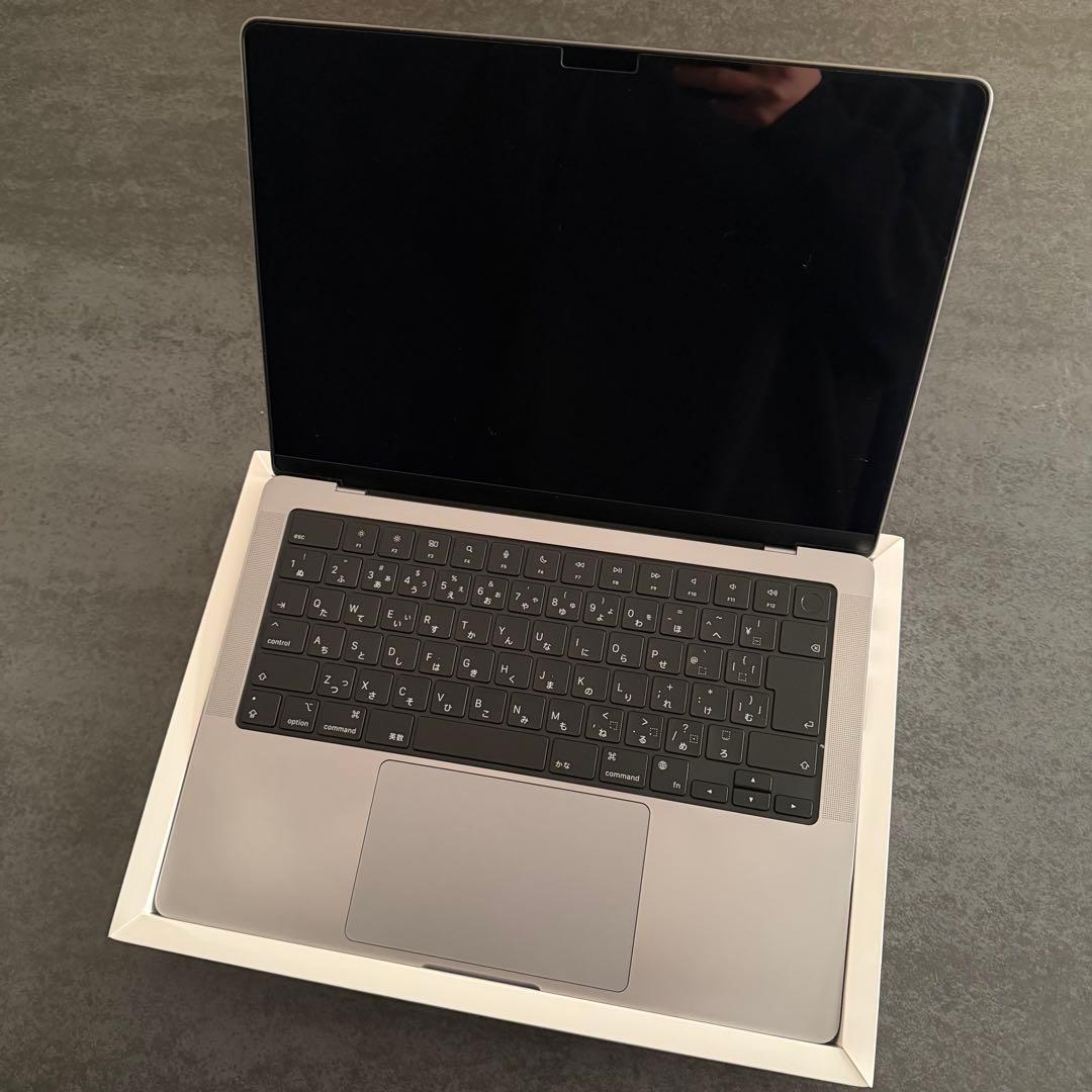 「新品同様」14インチMacBook Pro スペースグレイ