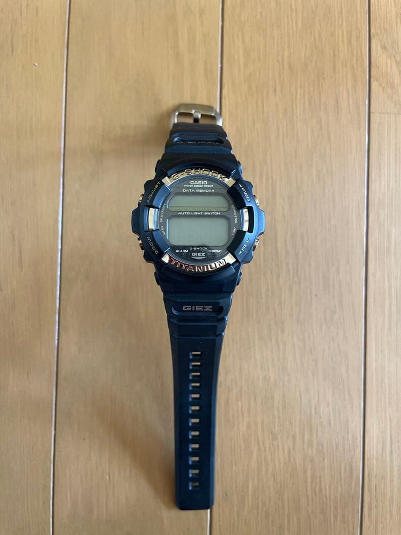 CASIO G-SHOCK GIEZ GS-100 本体のみ 電池切れ