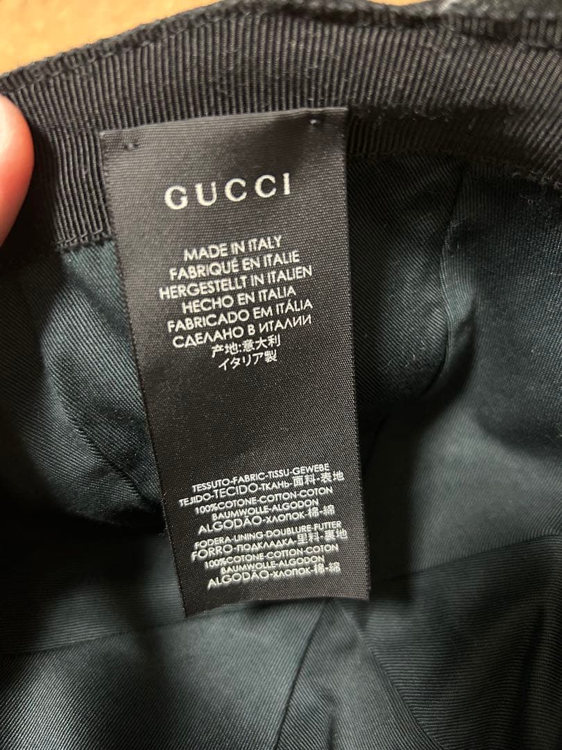 GUCCI 黒 キャップ