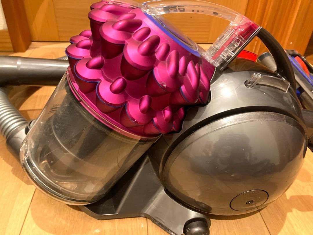 Dyson キャニスター掃除機 送料無料DC63