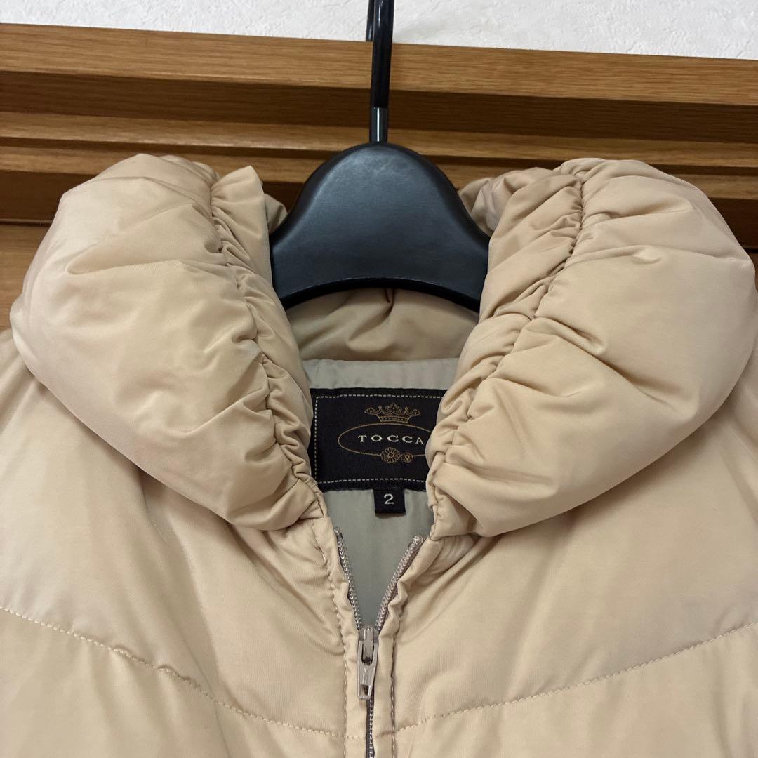 TOCCA フリル付き ダウンジャケット サイズ2 ベージュ