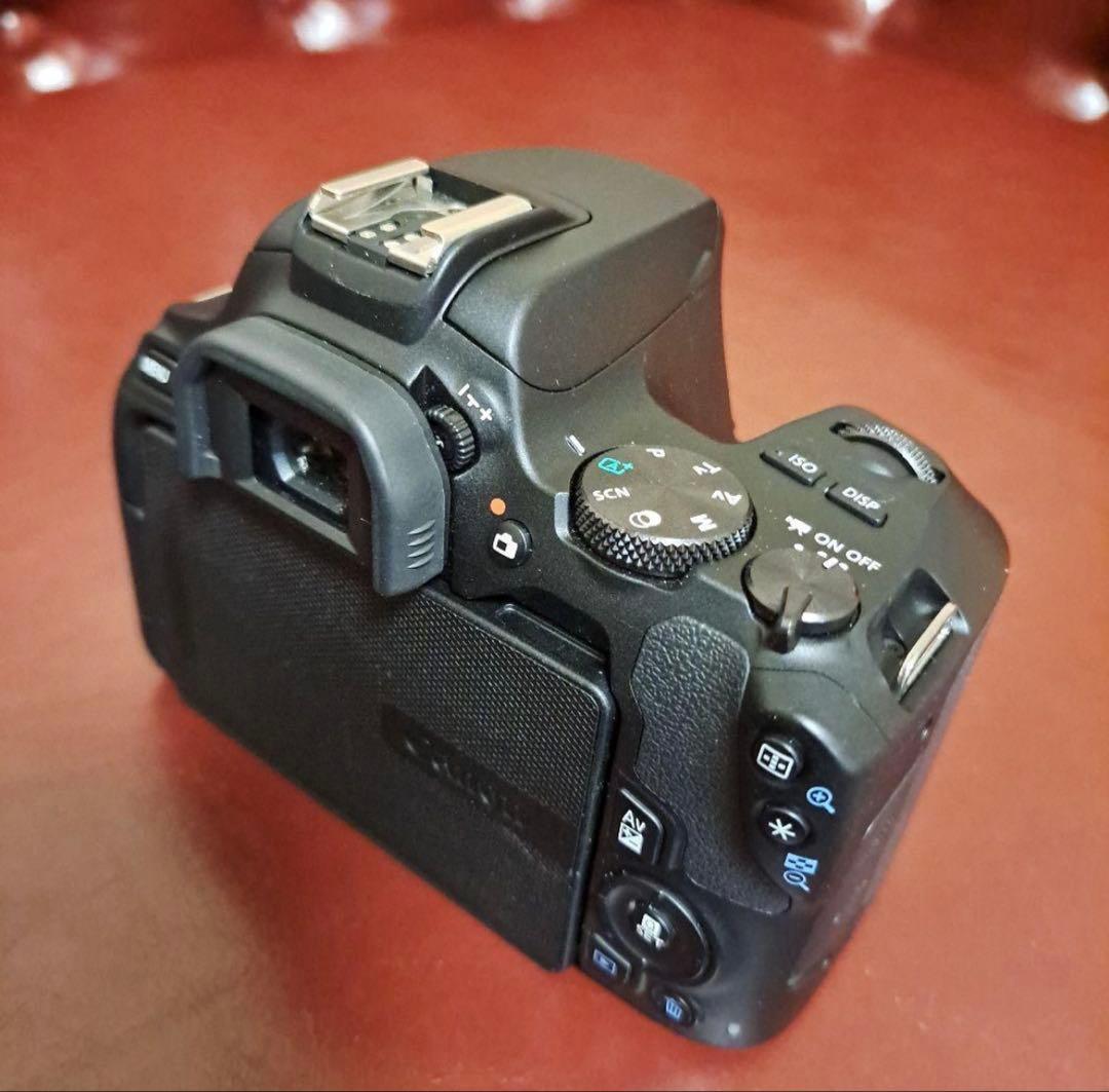 ★美品.Canon EOS Kiss X10 付属品完備★