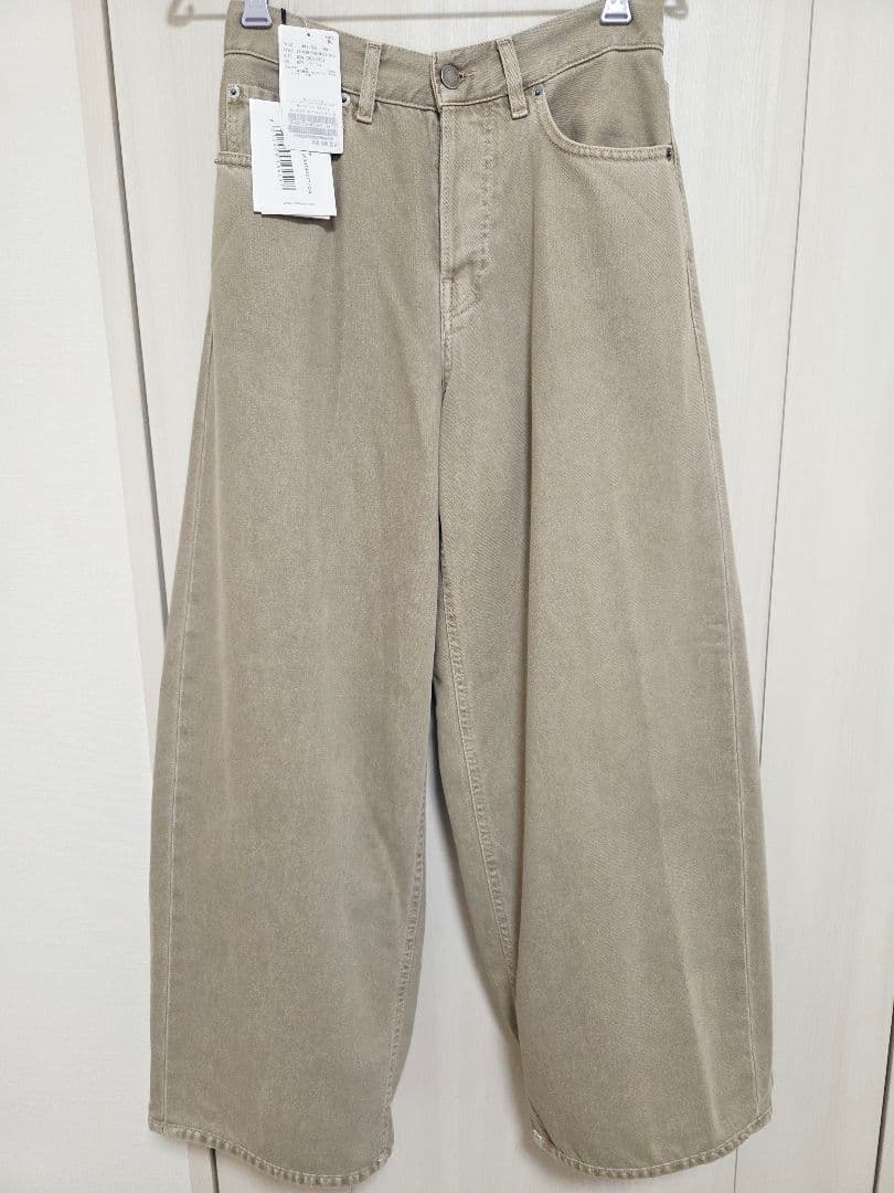 ⭕新品、未使用、値札つき⭕アパルトモン☆ハイクレ☆ベージュデニム