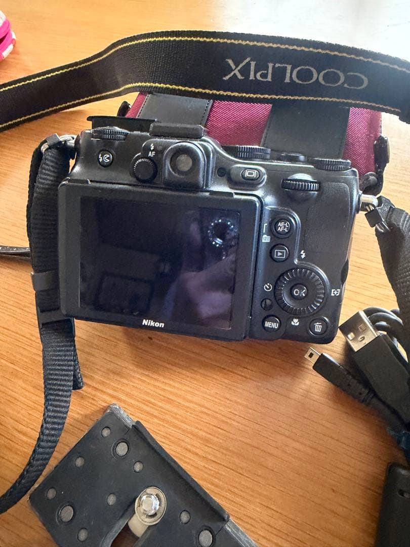 Nikonデジカメ　coolpix P7100