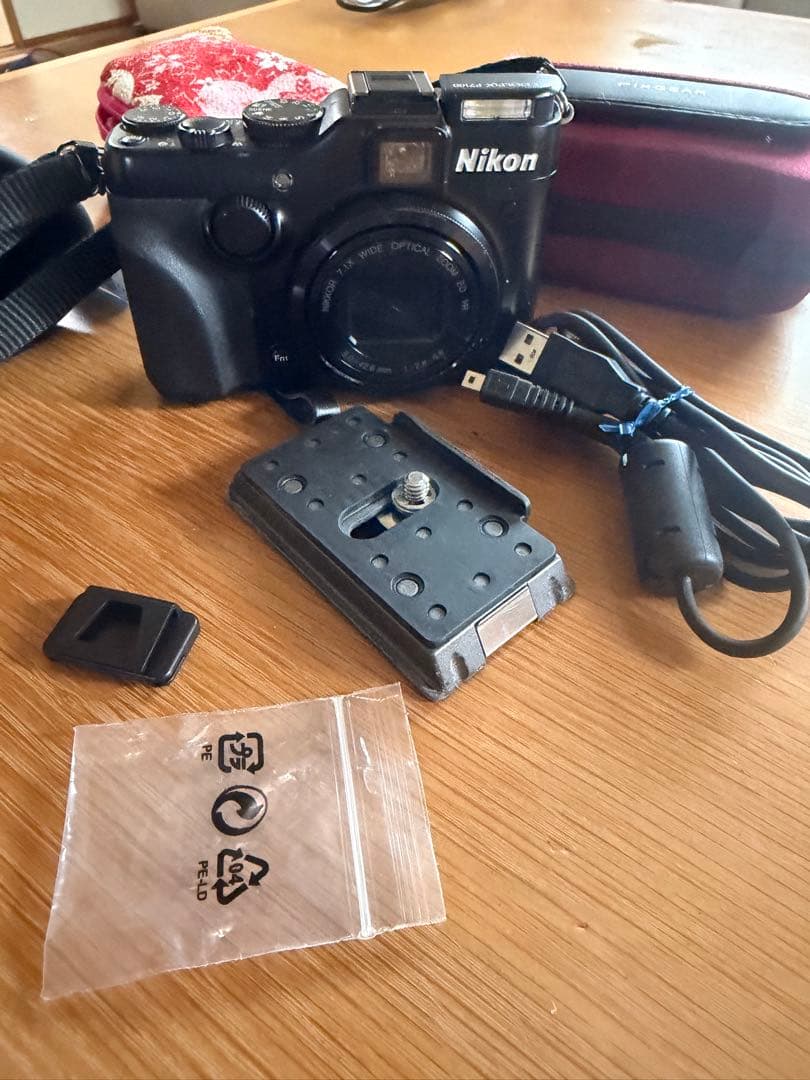 Nikonデジカメ　coolpix P7100