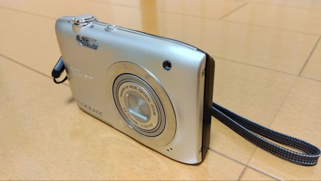Nikon COOLPIX A100 シルバー