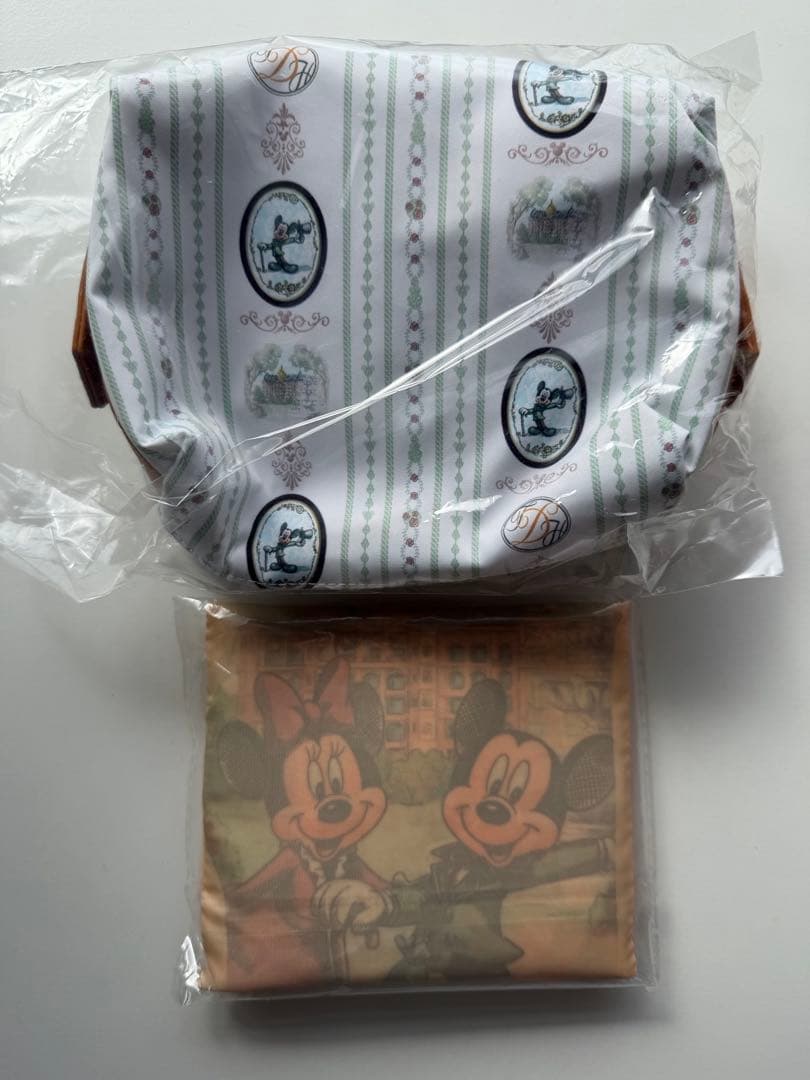 ディズニーホテル 宿泊者限定　エコバッグ　ポーチセット　新品未開封