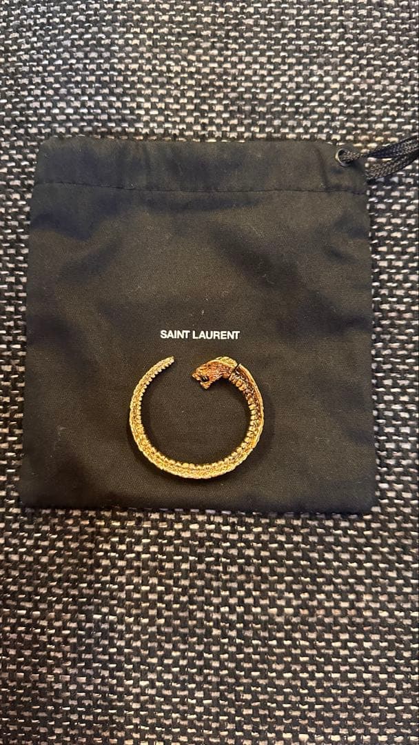 サンローラン　ピアス