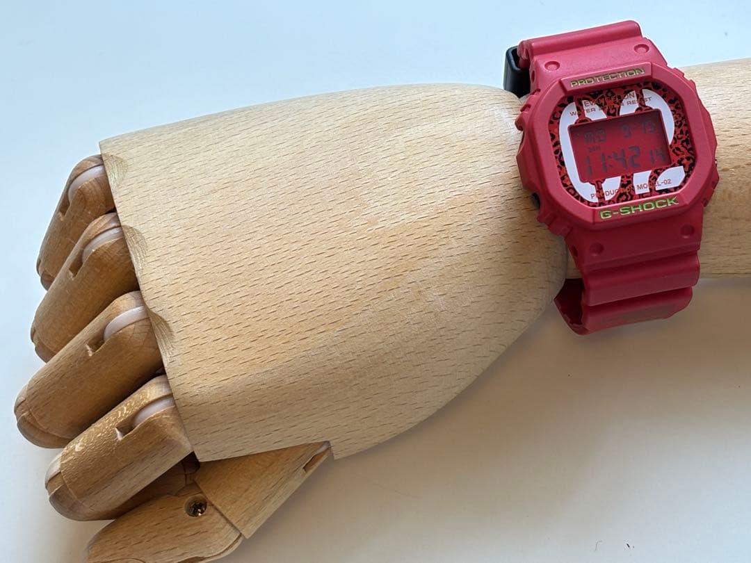 コラボ/G-SHOCK/時計/DW-5600/エヴァンゲリオン/弐号機/アスカ