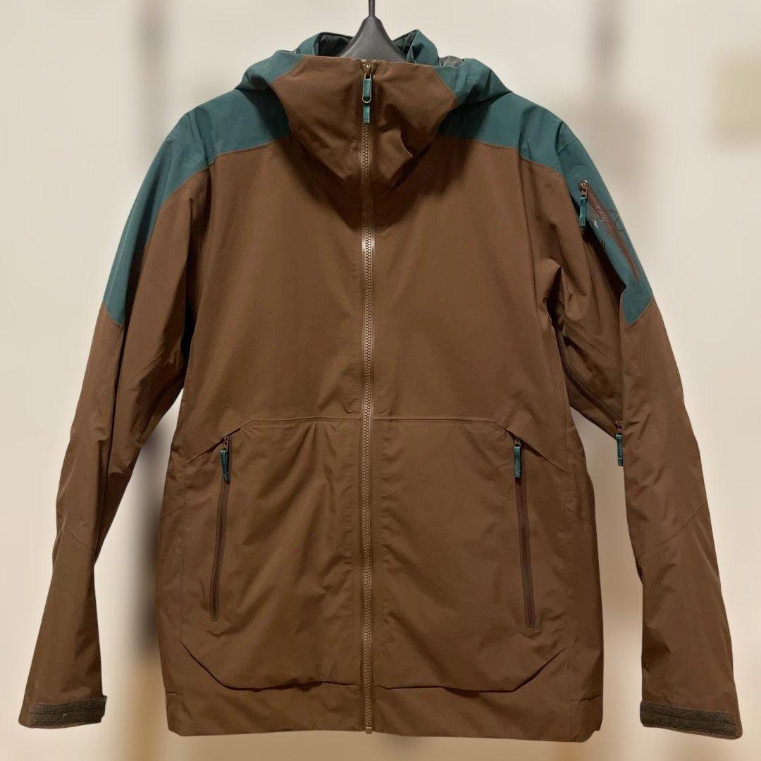 アークテリクス ジャケット　GORE-TEX 中綿入り RECCO搭載 メンズ