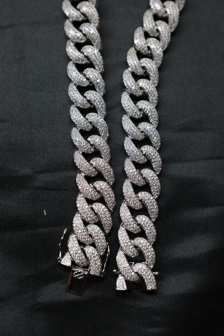 マイアミ　キューバン　幅18ミリ20インチパヴェ留めシルバー喜平ネックレスLEX
