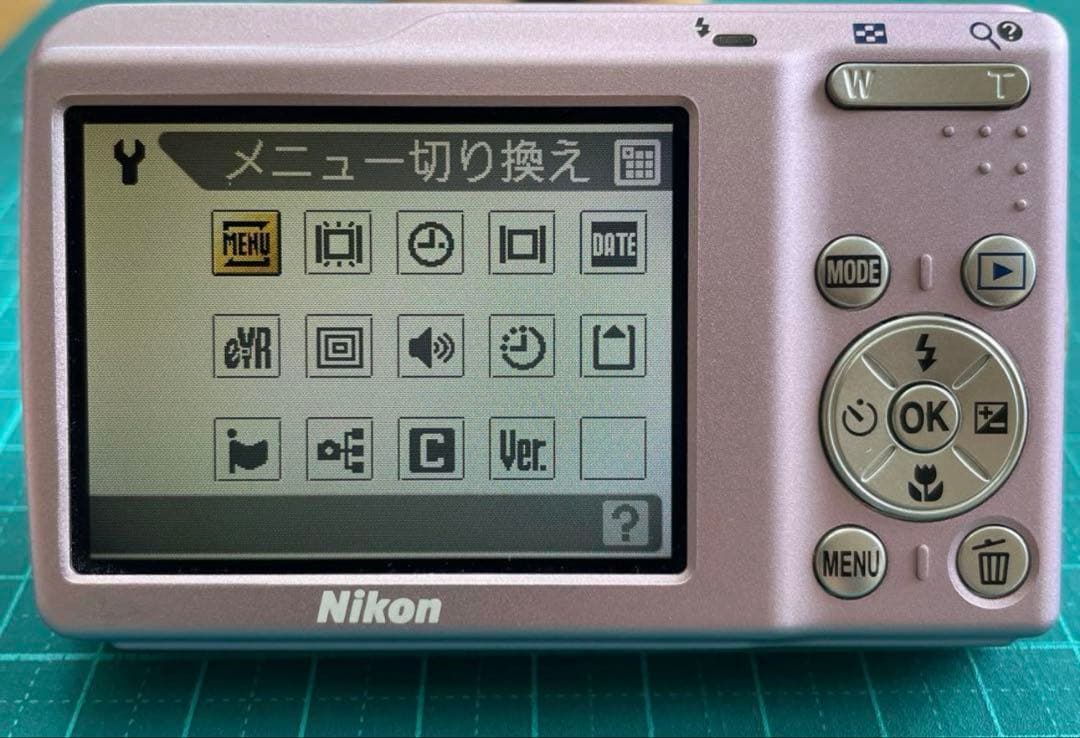 オールドコンデジ Nikon COOLPIX S210