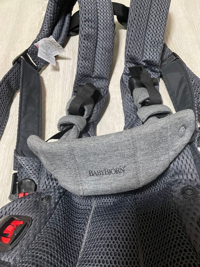 美品BabyBjörn 抱っこ紐 ベビーキャリアHarmony ブラックメッシュ