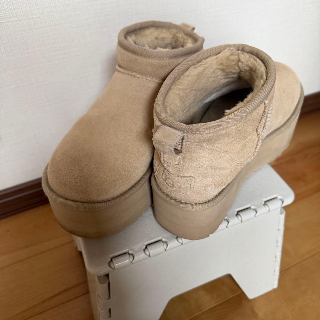 UGG アグ 厚底ブーツ クラシック ウルトラミニ プラットフォーム ブーツ