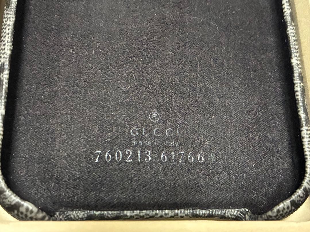 GUCCI アイフォンケース　アイフォン15pro