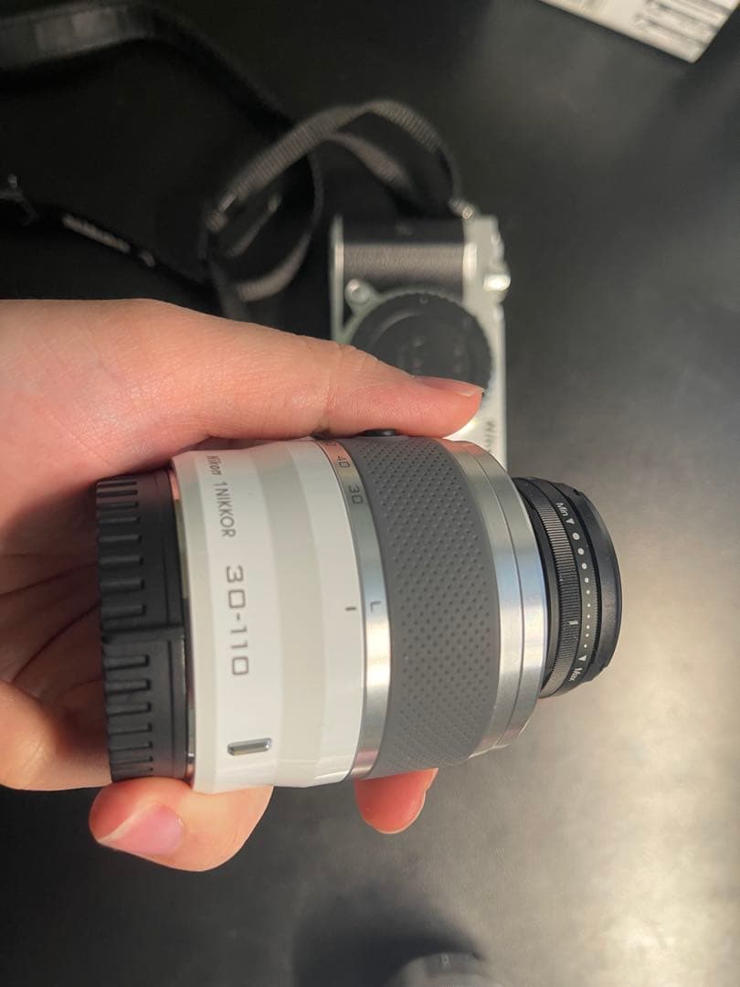 【美品】Nikon 1 J5 ダブルズーム＋単焦点セット（フィルター付き）