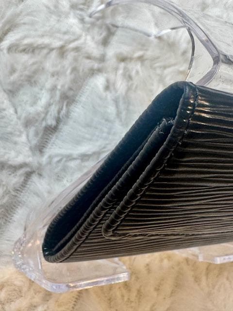 【美品】(°▽°)!!専用　ルイヴィトン 小銭入れ エピ 黒