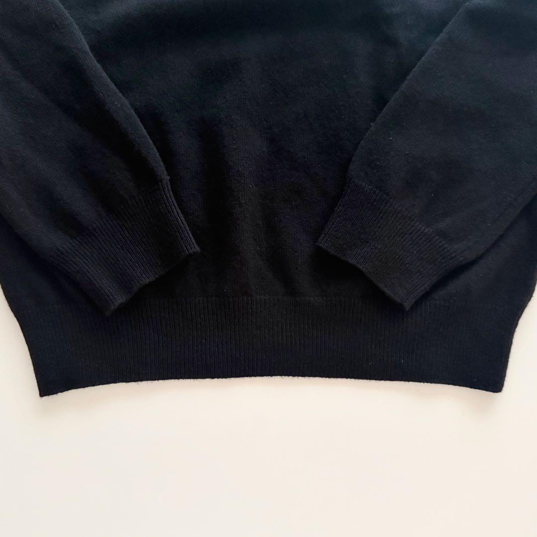 美品　PLAY COMME des GARCONS 薄手 Vネックセーター