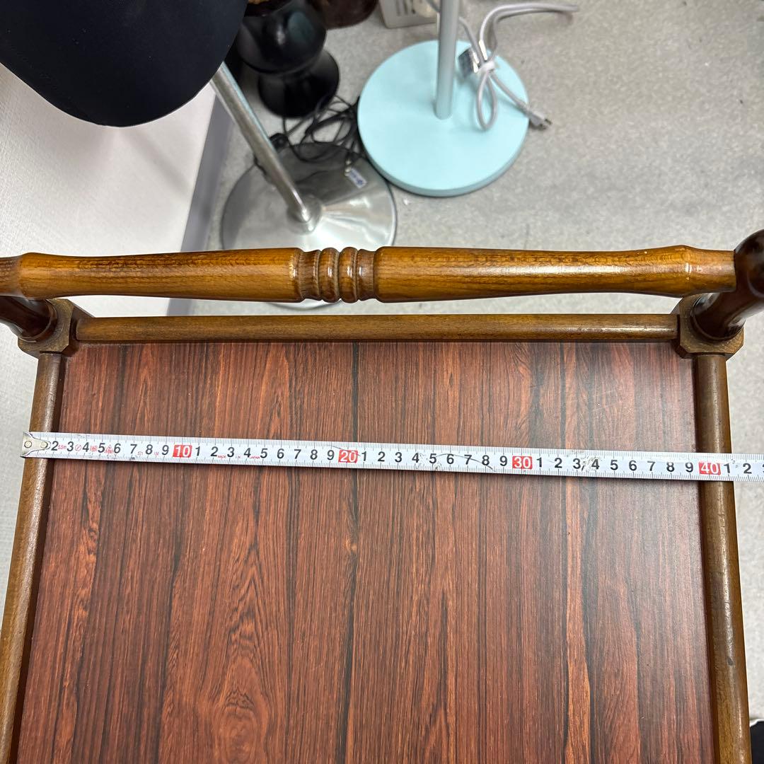 木製2段式サイドテーブル ハンドル付き　アンティーク