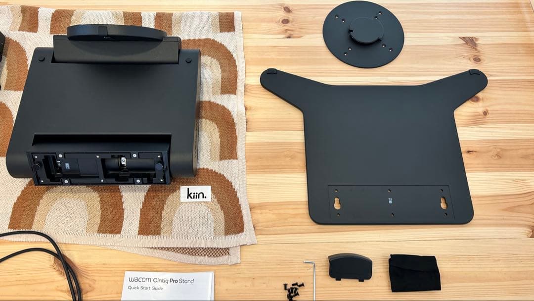 【美品】WacomCintiqPro22スタンド+colormanagerセット