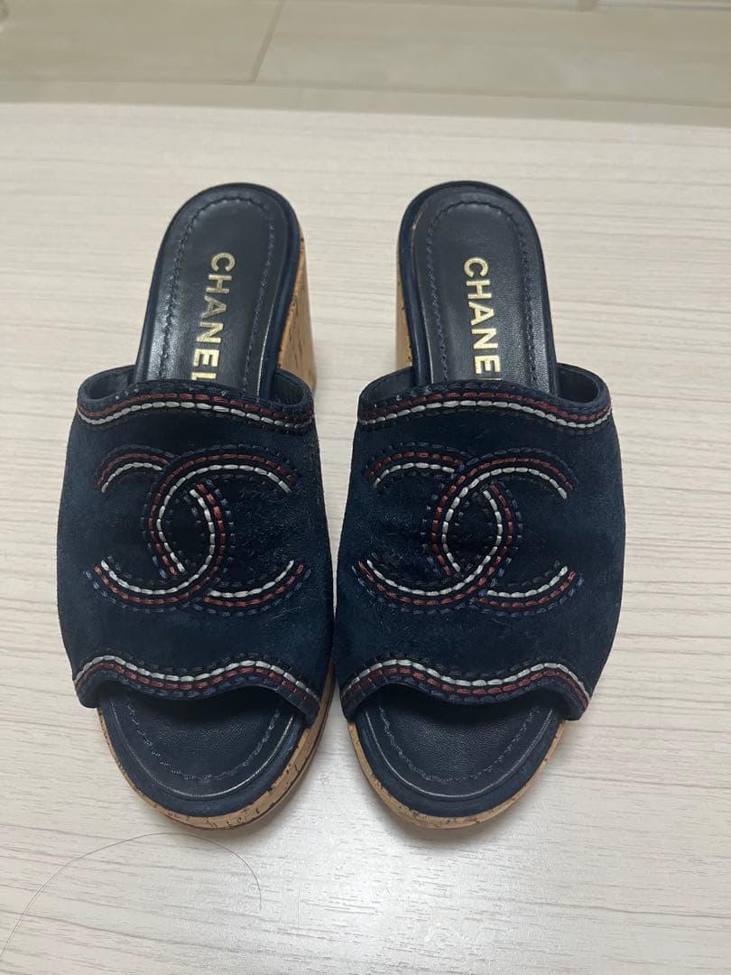 最終値下げ！CHANEL ネイビー スエード ミュール 35C