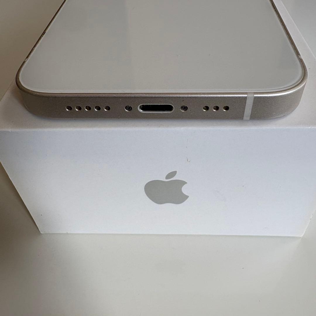 【極美品】iPhone 14 本体 128GB ホワイト SIMフリー