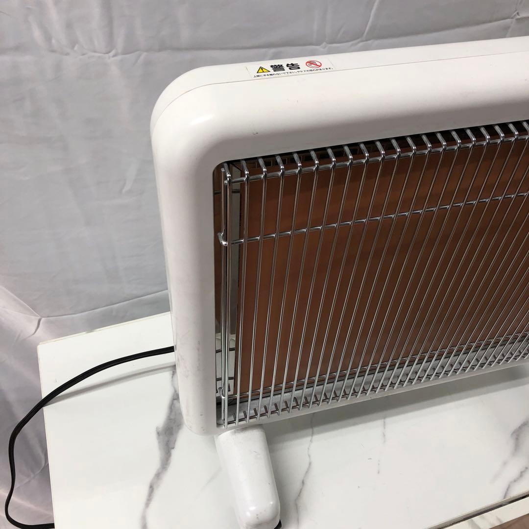 【美品】サンルミエ　遠赤外線暖房機　E800L-TM2　ホワイト　本体のみ
