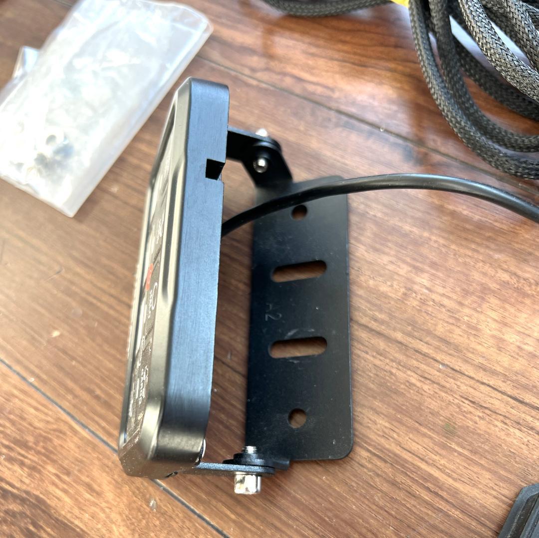 AUXBEAM AR-800 ギャングスイッチパネル RGB