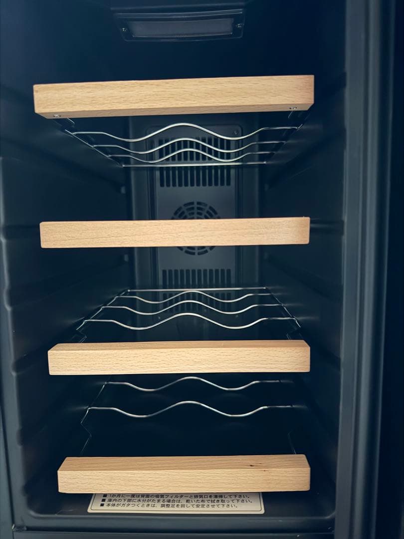 <2021年製> デバイスタイル　ワインセラー　CE-8W