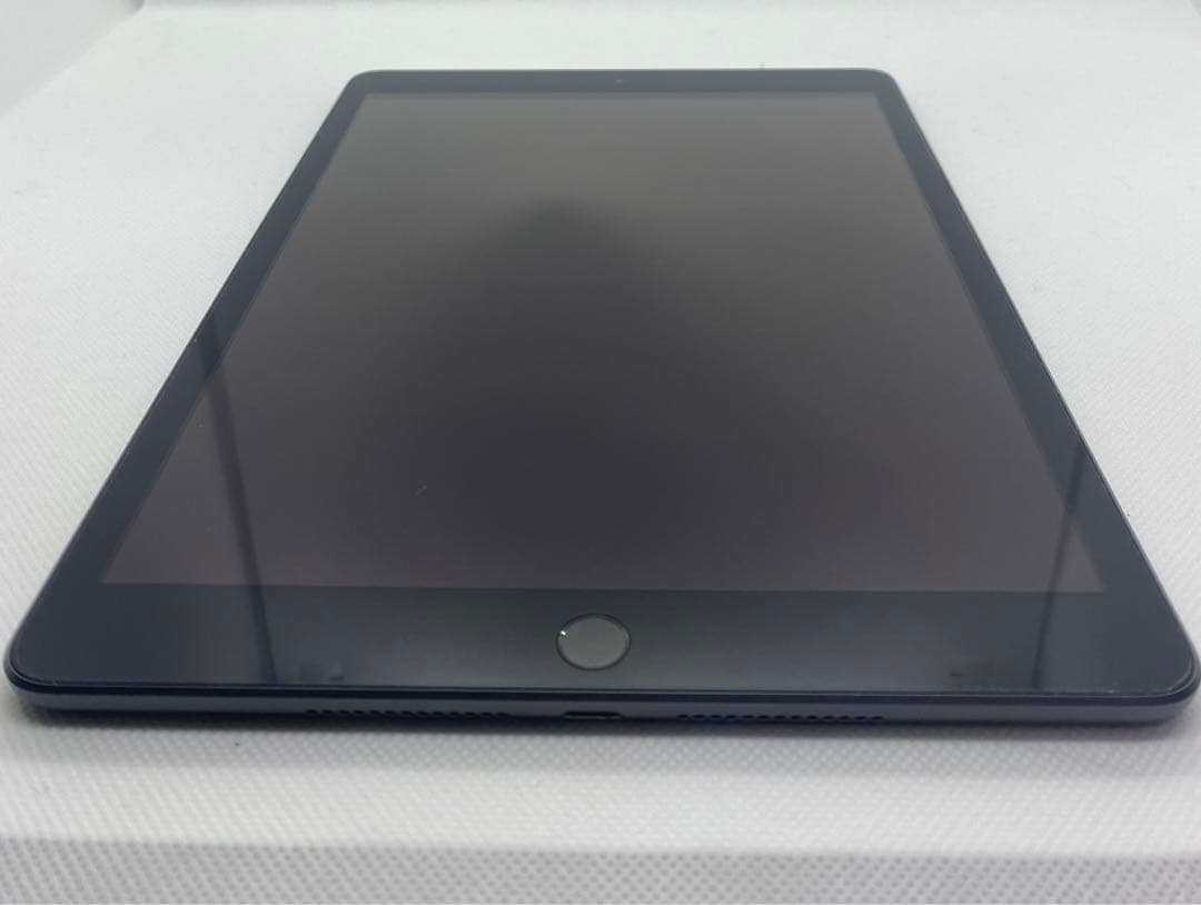 【極美品】Apple iPad 7 Wi-Fi 128GB