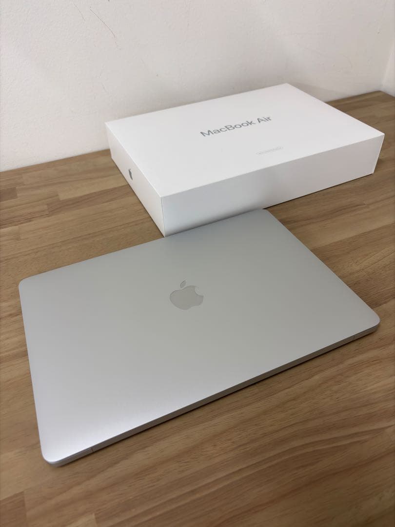 【極美品】MacBook Air 13インチ 2019 8GB 256GB
