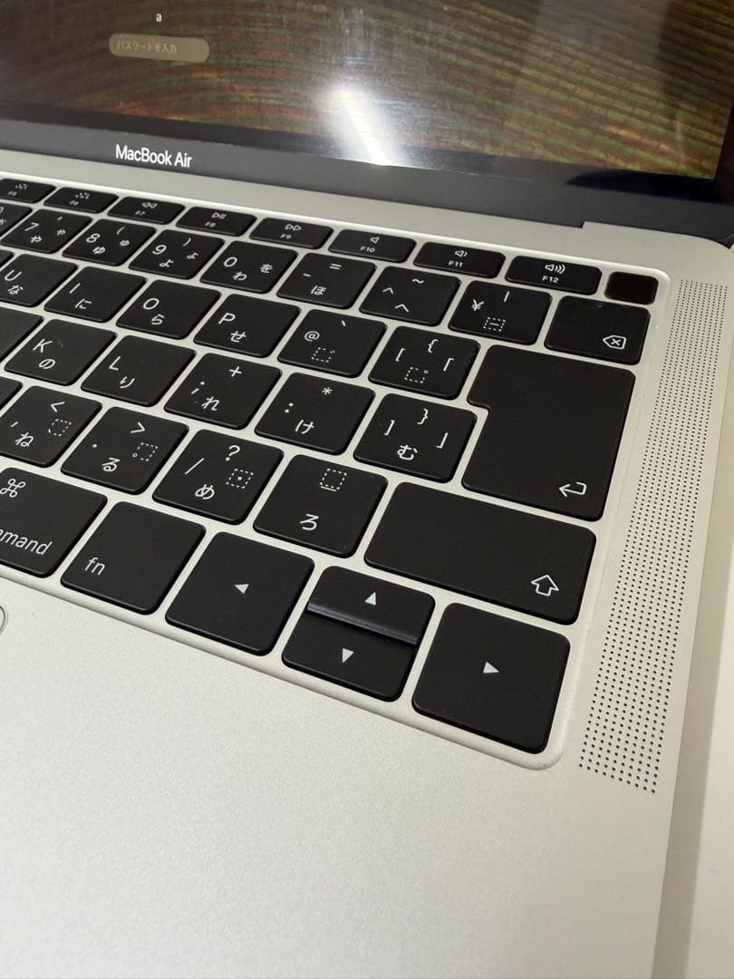 【極美品】MacBook Air 13インチ 2019 8GB 256GB