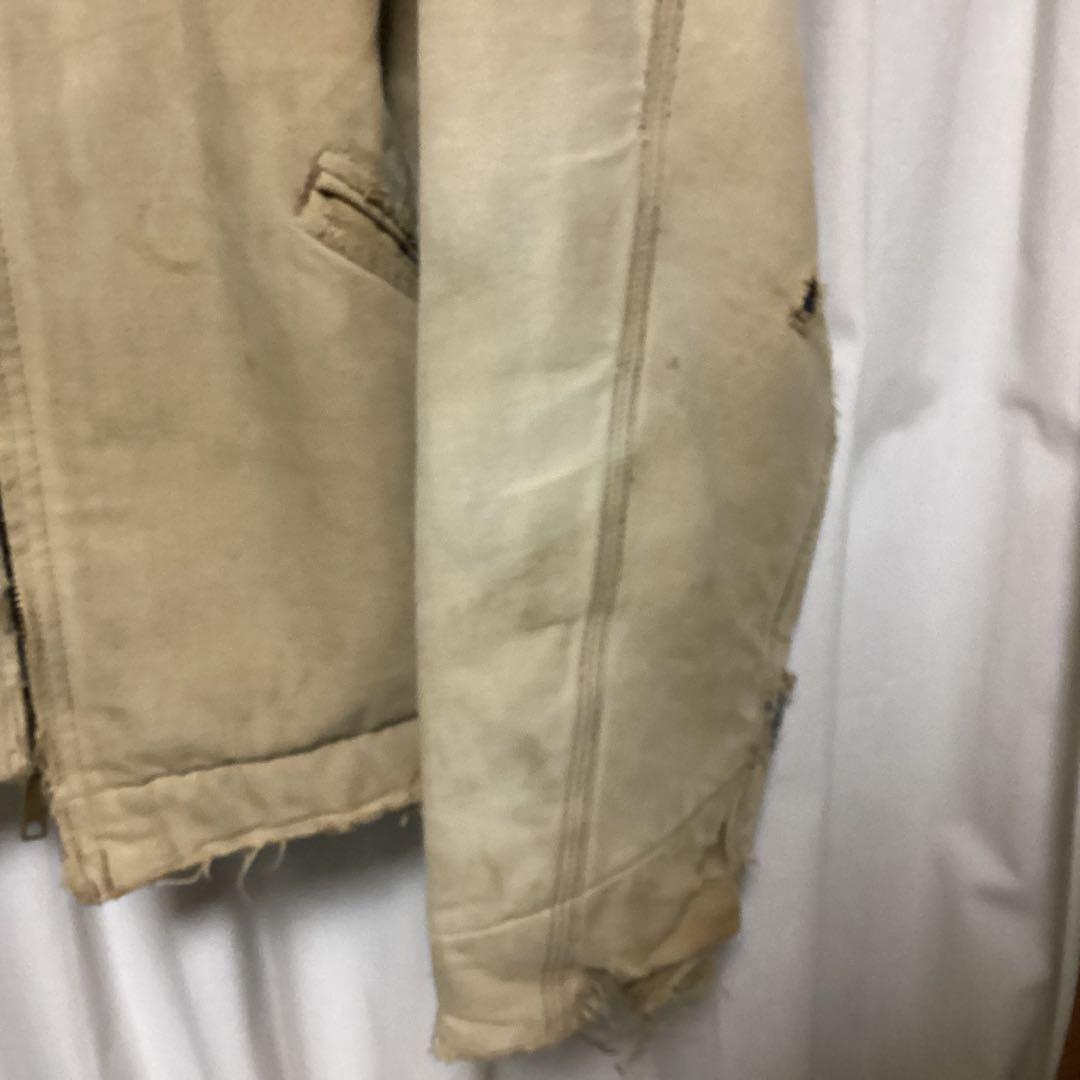 Carhartt ベージュジャケット