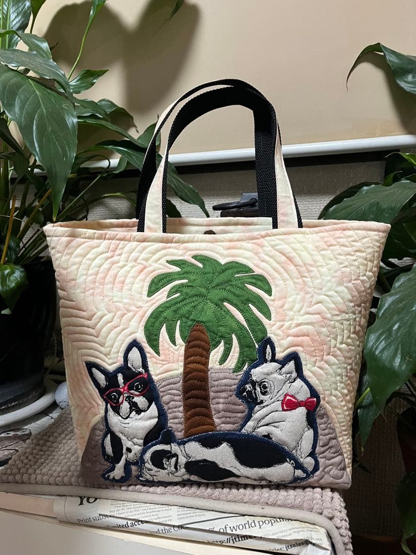 ハワイアンキルトバッグ　ハワイアンキルト　トートバッグ　イヌバッグ　ヤシの木