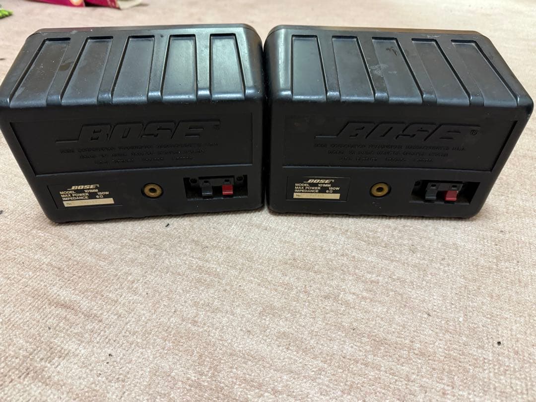 BOSE 壁掛けスピーカー ブラック 101MM